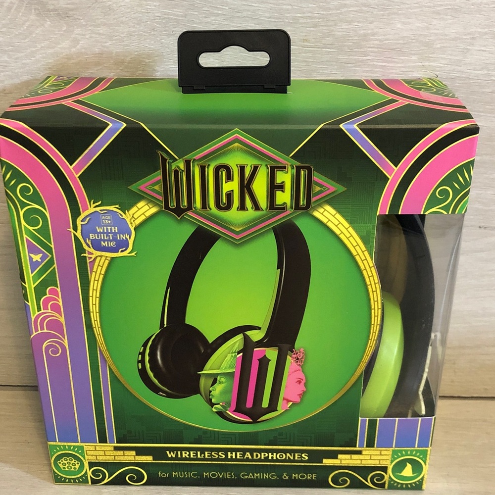 WICKED for Good - Wireless Headphones Gaming Music Movies New Sealed In Box NIB